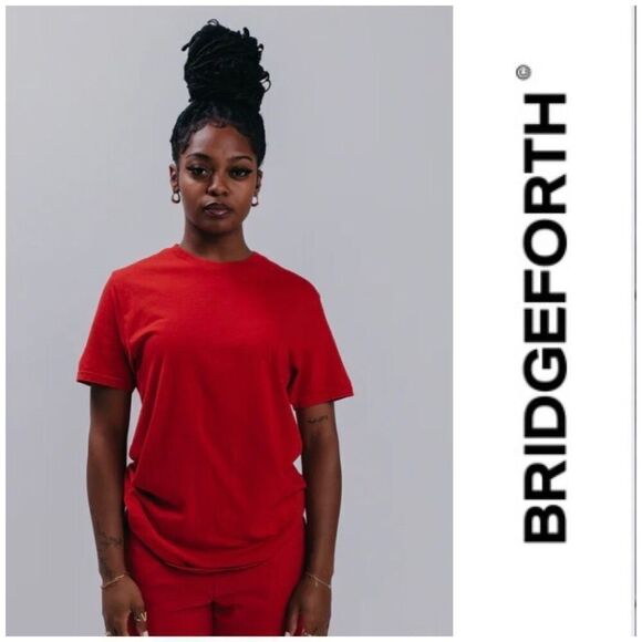 BRIDGEFORTH - L Sz S - NWT Short-Sleeve Tee. 100% Cotton - Picture 1 of 11